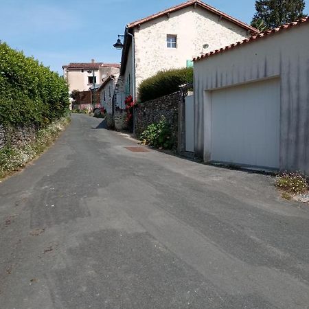 Villa Basse De Ramparts Vouvant Exterior foto