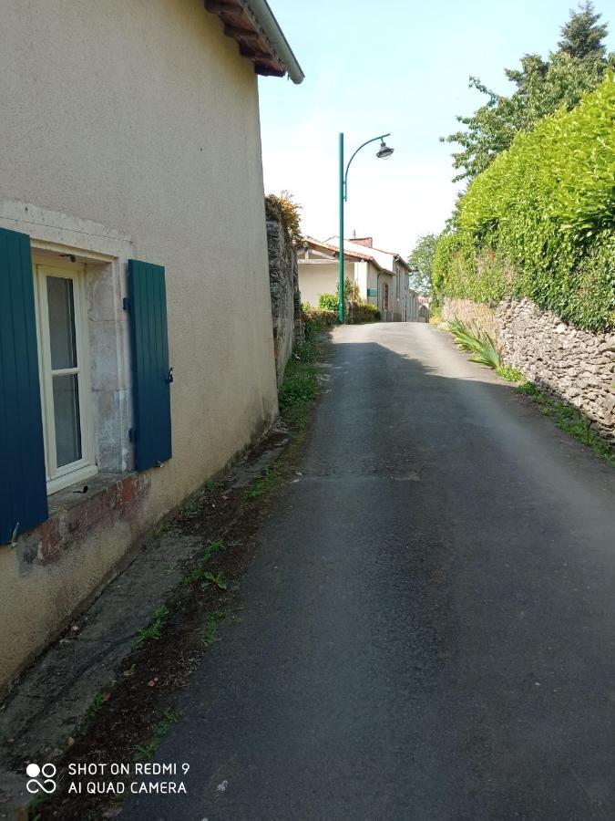 Villa Basse De Ramparts Vouvant Exterior foto